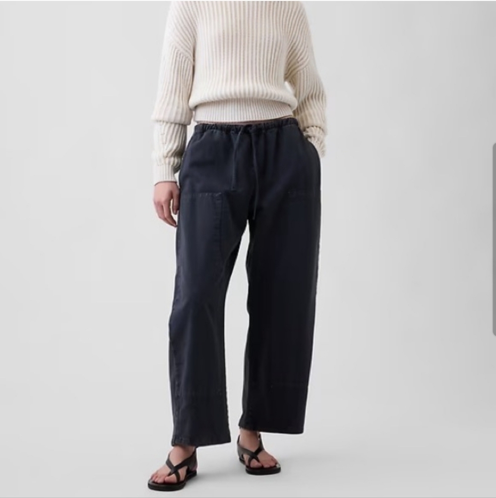 GAP Wide Leg Pants in black